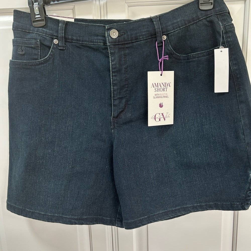 Gloria Vanderbilt Blue Jean Shorts Mid-Thigh Stretch